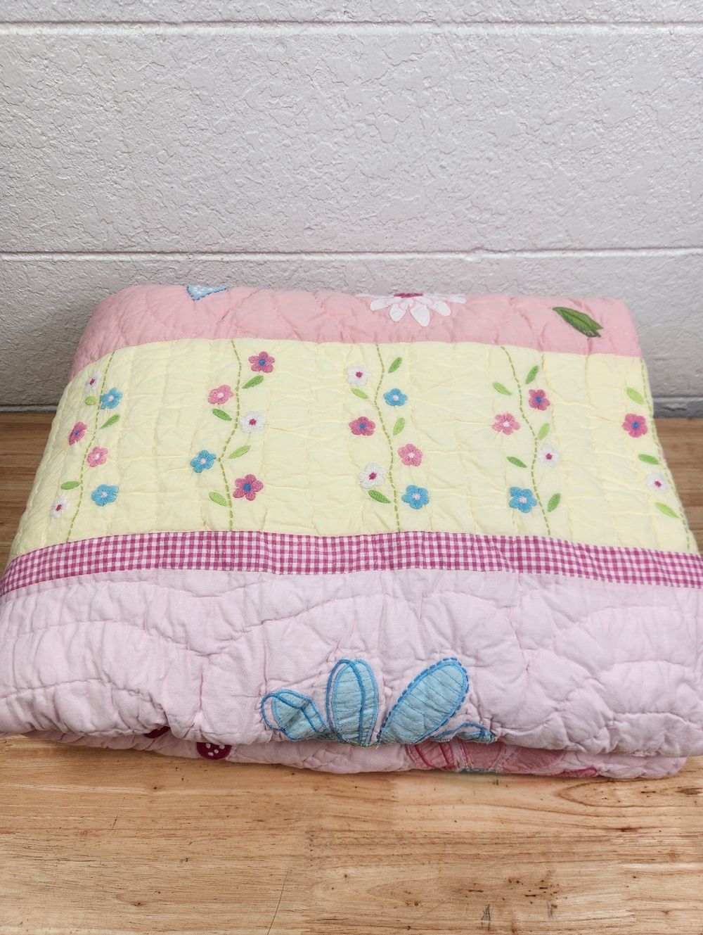 Pottery Barn Kids Daisy Garden Quilt Sz F/Q Pink Yellow White Flower Embroidered